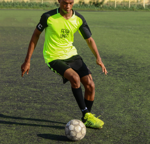 <em><strong>Manolo B.</strong></em>